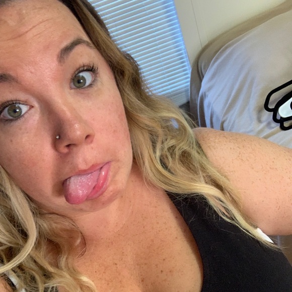 Meet your Posher, Brittany - Picture 1 of 1